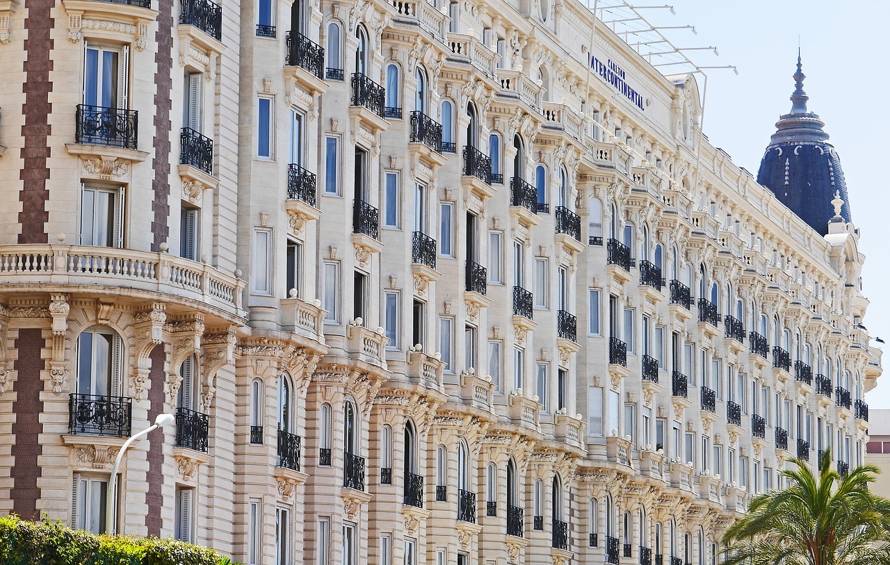 Cannes : dans quels quartiers faut-il investir pour un bon rendement locatif ?